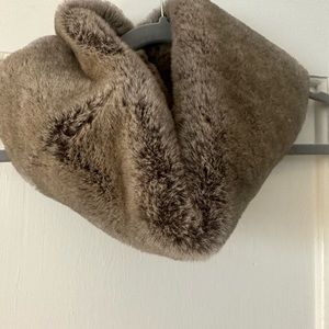 Faux fur scarf